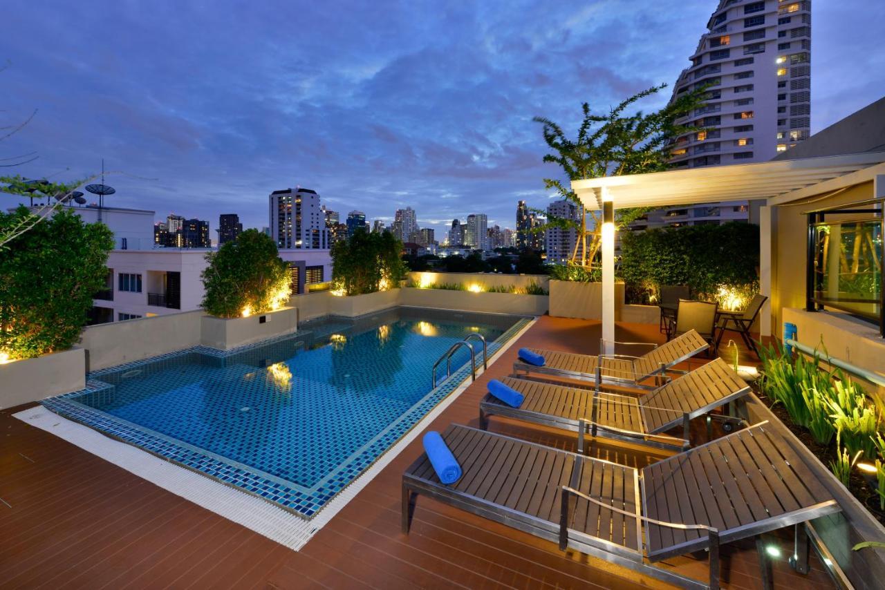 Ramada By Wyndham Bangkok Ten Ekamai Residences Exterior foto